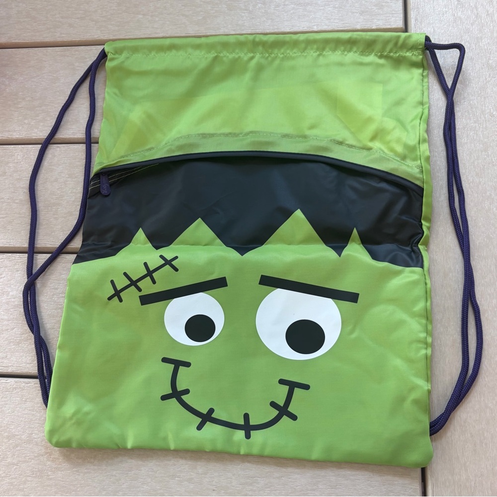 Thirty one drawstring bag little monster
